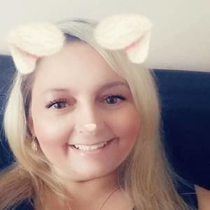 Meet your Posher, Christy